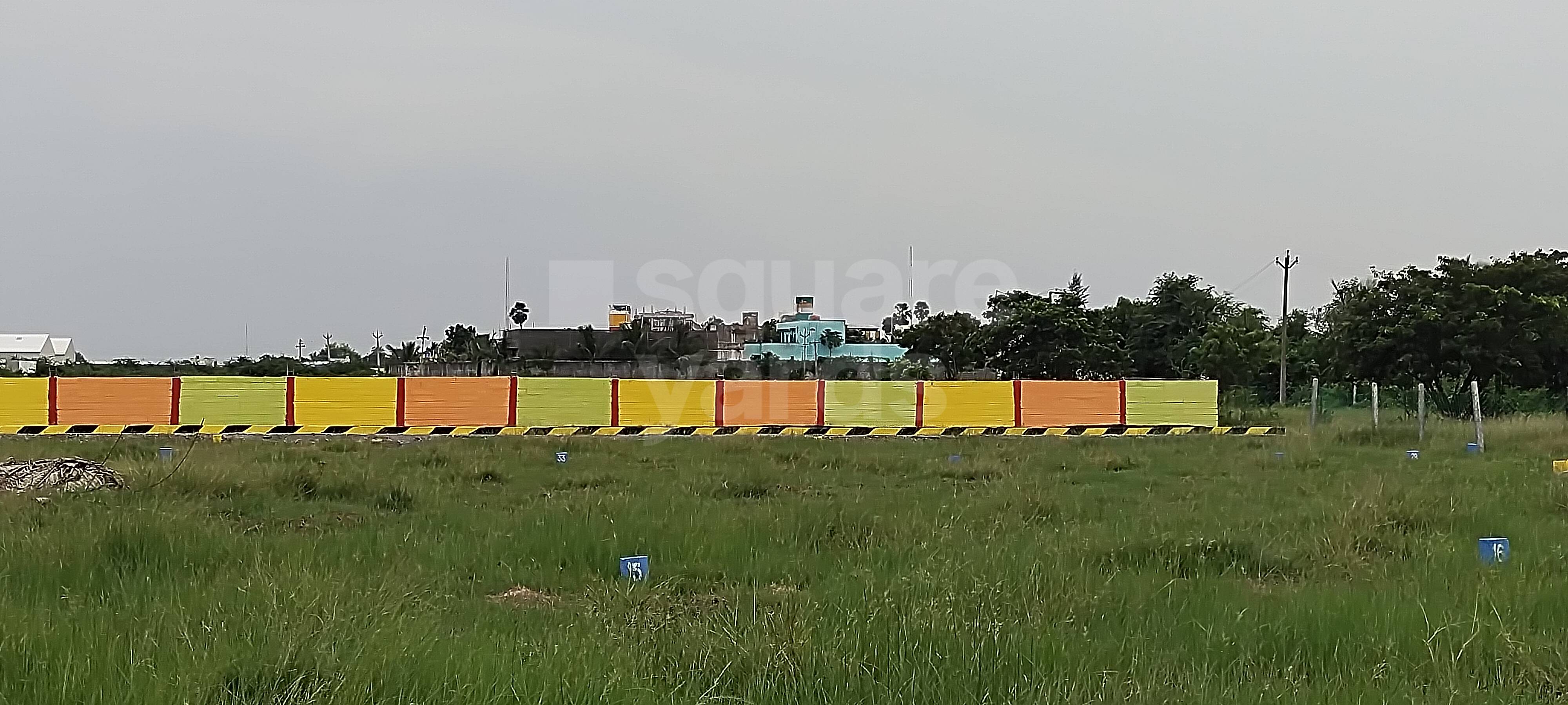 Resale 900 Sq.Ft. Plot in Madhavaram Chennai 3351109