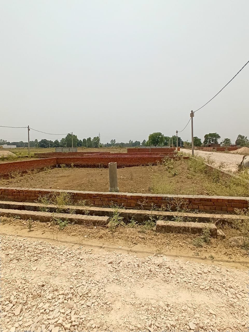 Resale 1000 Sq.Ft. Plot in Palm Residency, Gomati Nagar Lucknow 4042899