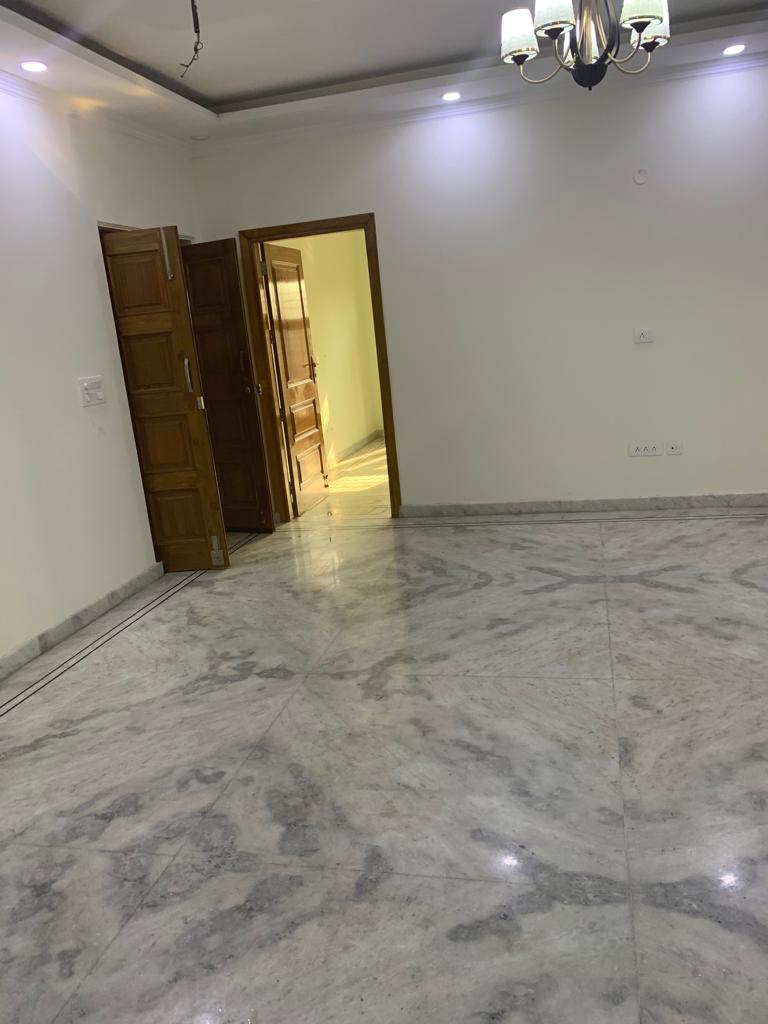 Resale 3 Bedroom 1600 Sq.Ft. Apartment in Ats Paradiso, Gn Sector Chi