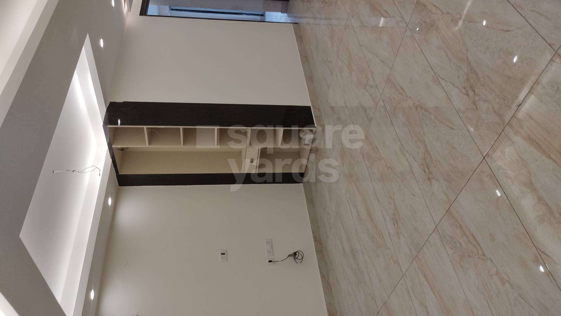 Rental 3 Bedroom 1850 Sq.Ft. Apartment in Bptp Mansions Park Prime