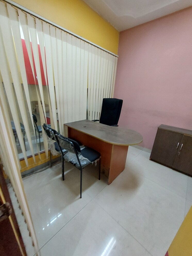 Other, k-rahega-palm-springs Commercial Office Space 1000 Sq.Ft. In Malad West Mumbai 4211016