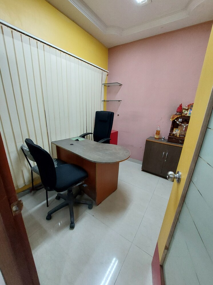 Other, k-rahega-palm-springs Commercial Office Space 1000 Sq.Ft. In Malad West Mumbai 4211016