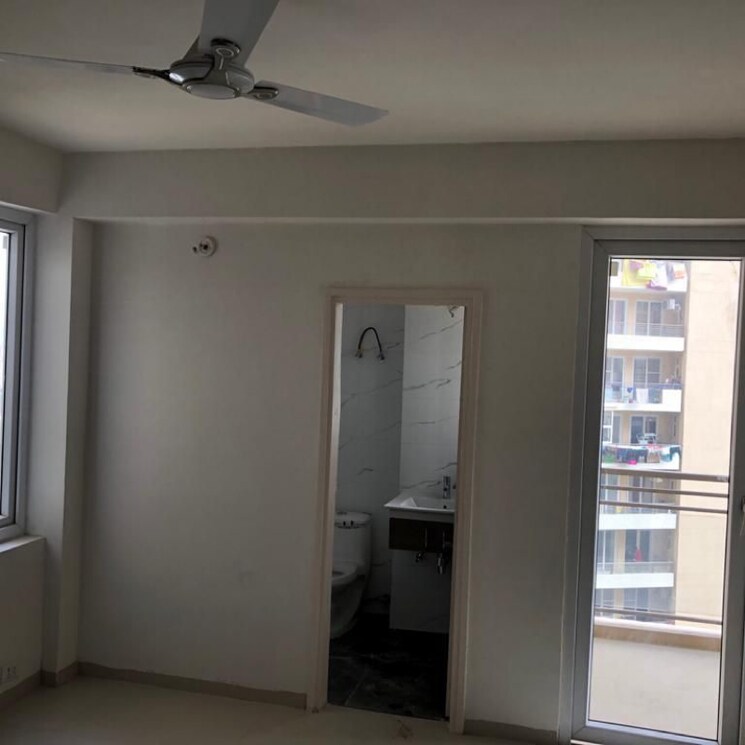 Room, tulip-violet 4 Bedroom 2010 Sq.Ft. Apartment In Sector 69 Gurgaon 4217471