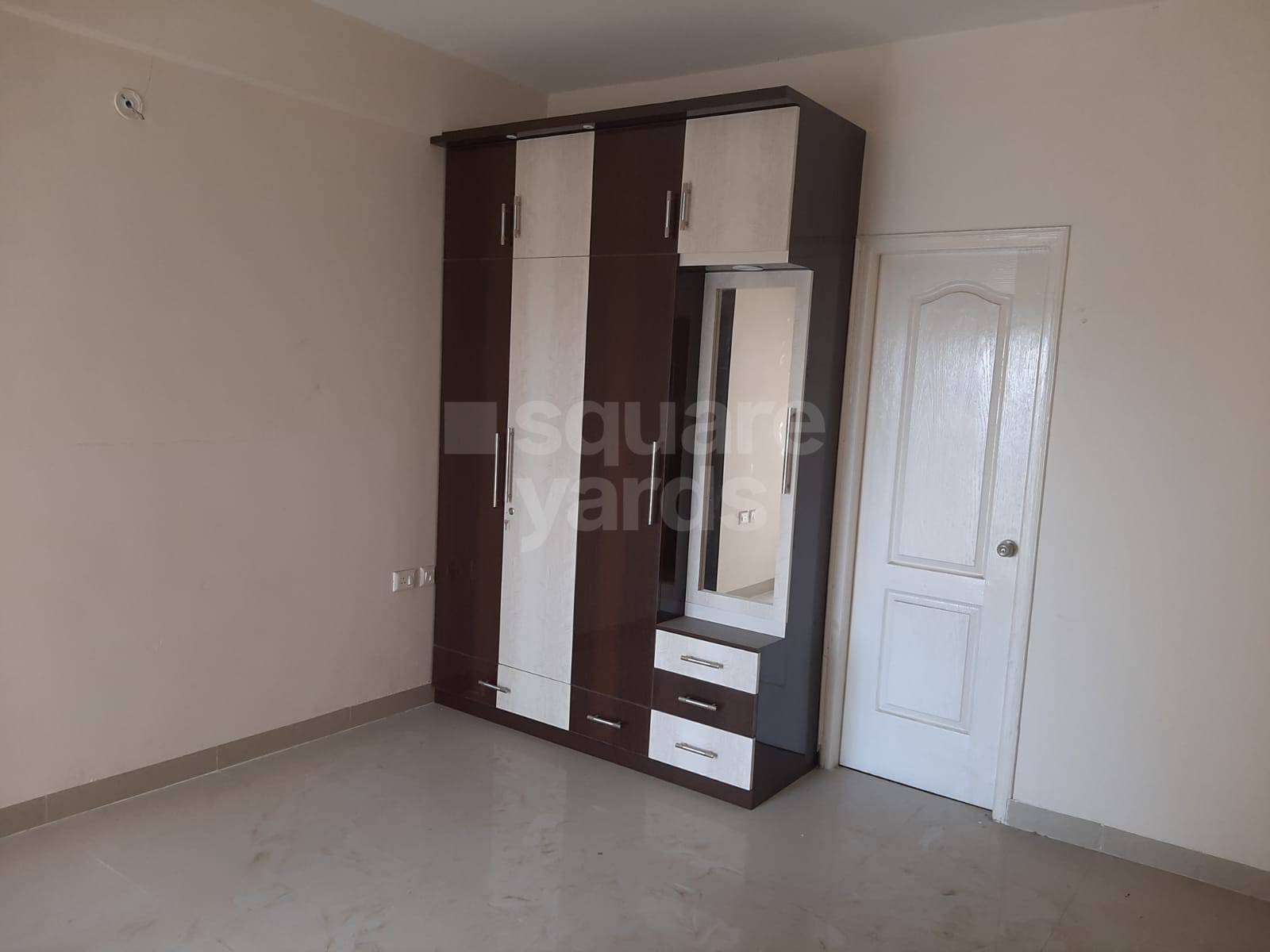 Rental 3 Bedroom 1700 Sq.Ft. Apartment in AG Zodiac Apartments
