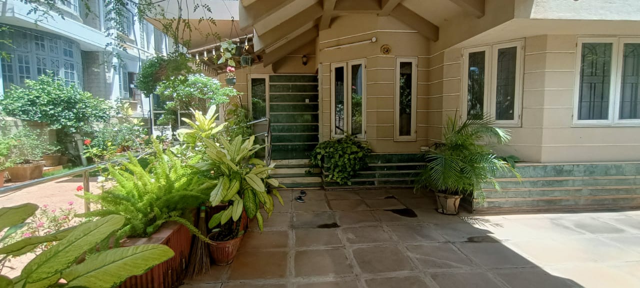 Resale 6+ Bedroom 4500 Sq.Ft. Independent House in Dollars Colony