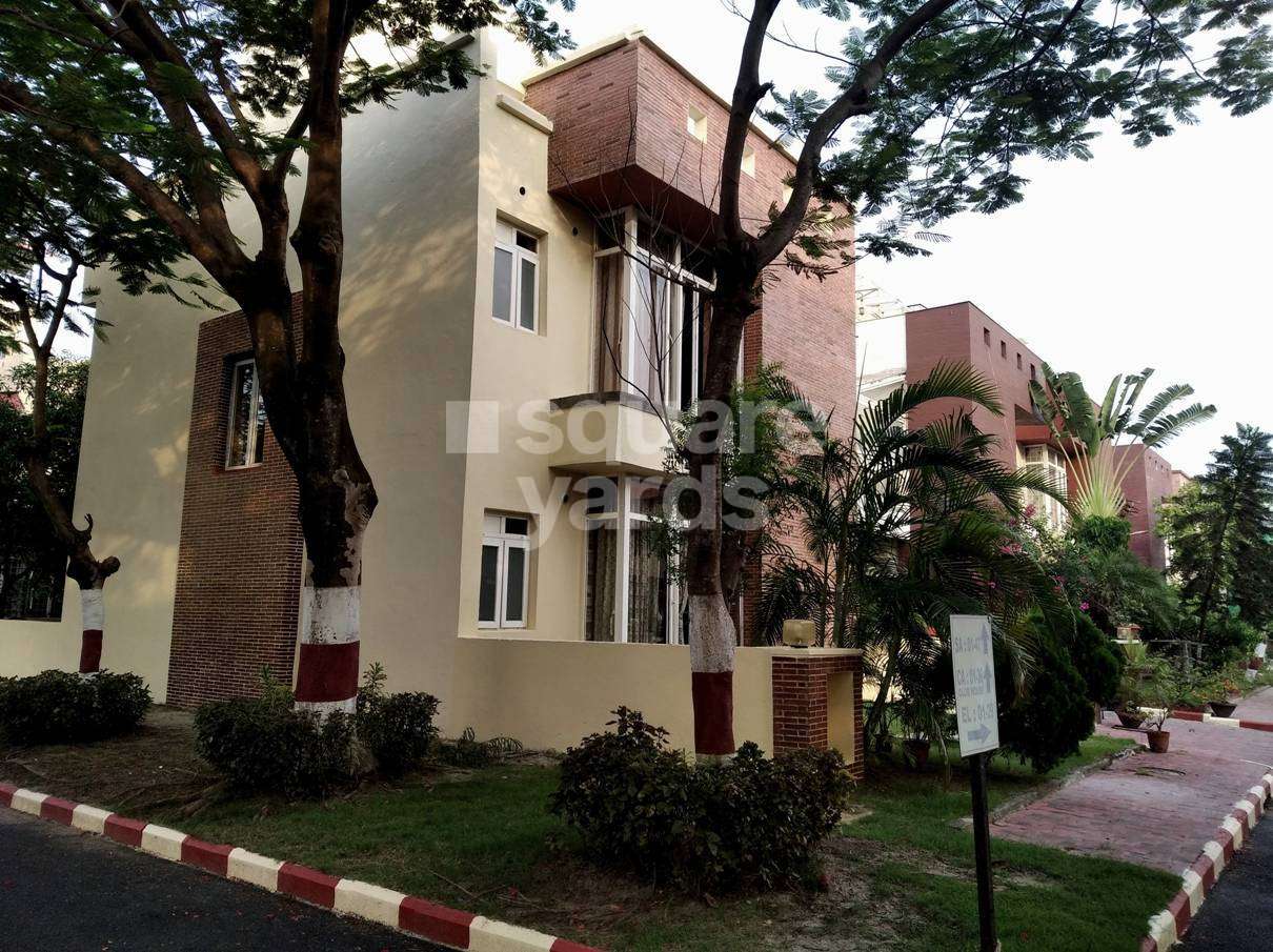 3.5 bedroom 2200 sq.ft. villa in rajarhat kolkata