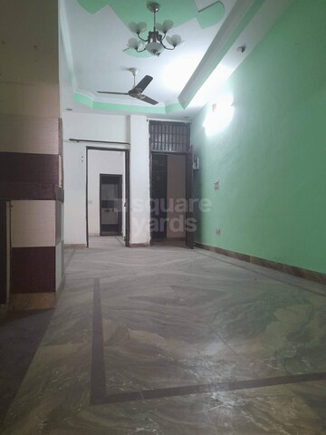 Living Room in 2 BHK Builder Floor at Anand Vihar – for Rent