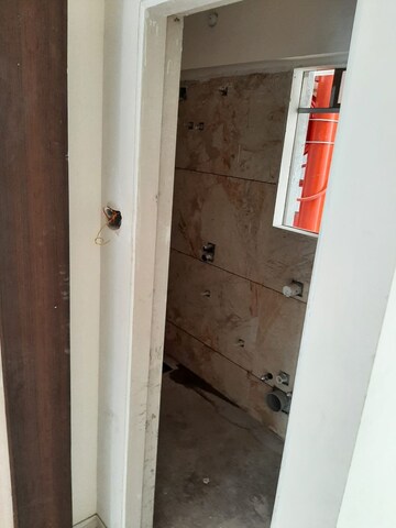 Bathroom in 1.5 BHK Apartment at Adityaraj Saphalya, Ghatkopar East – for Rent