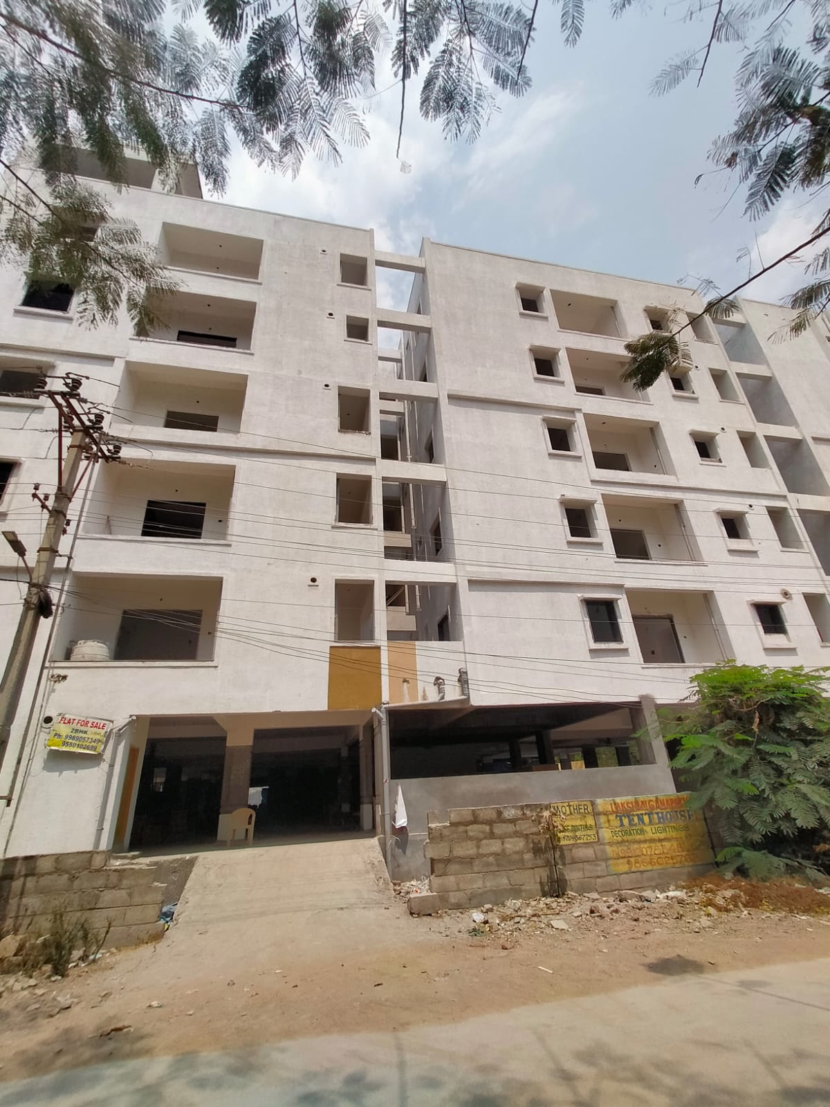Resale 3 Bedroom 1700 Sq.Ft. Apartment in Ashok Nagar Hyderabad 4623270