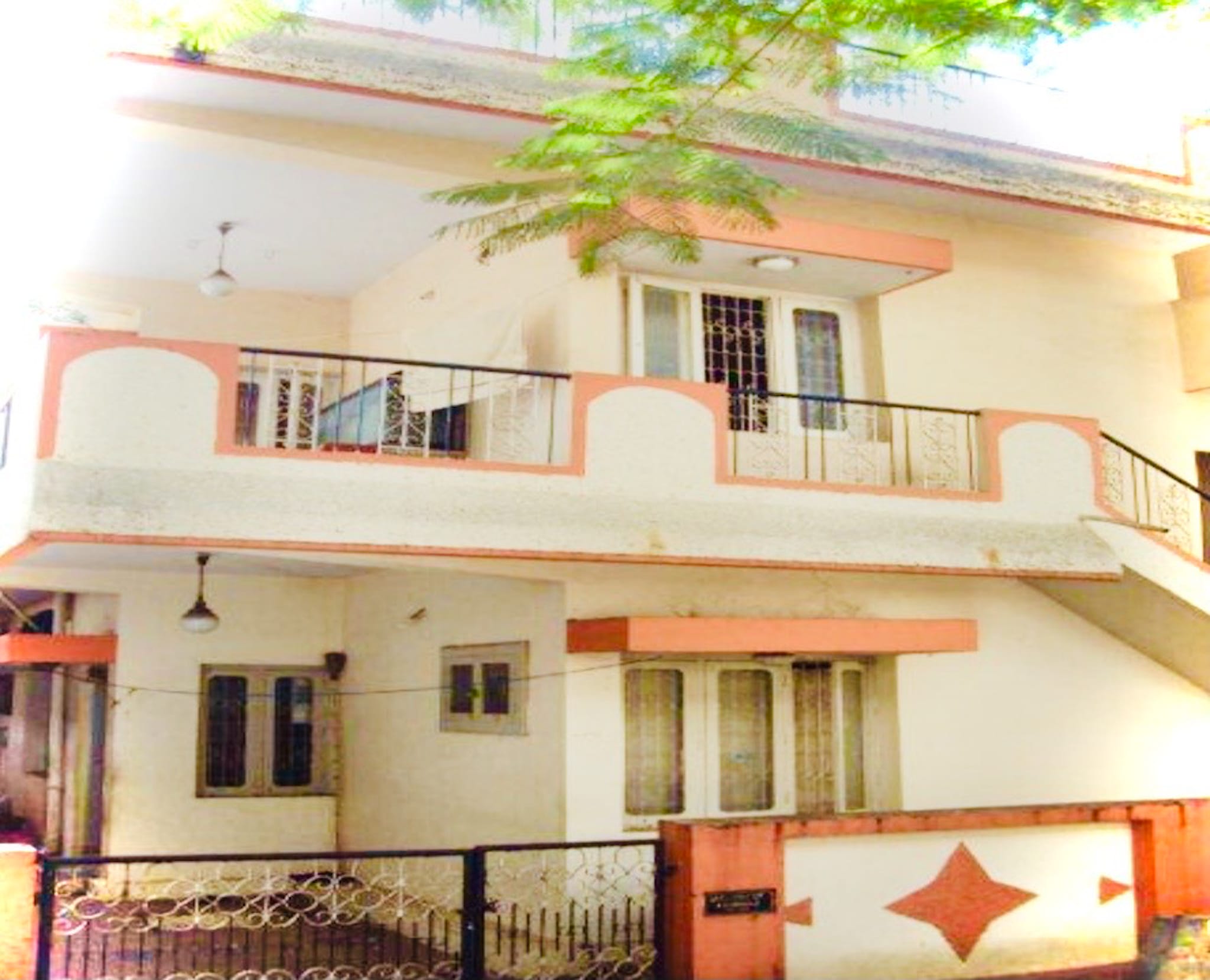 Resale 4 Bedroom 2300 Sq.Ft. Independent House in Basaveshwara Nagar