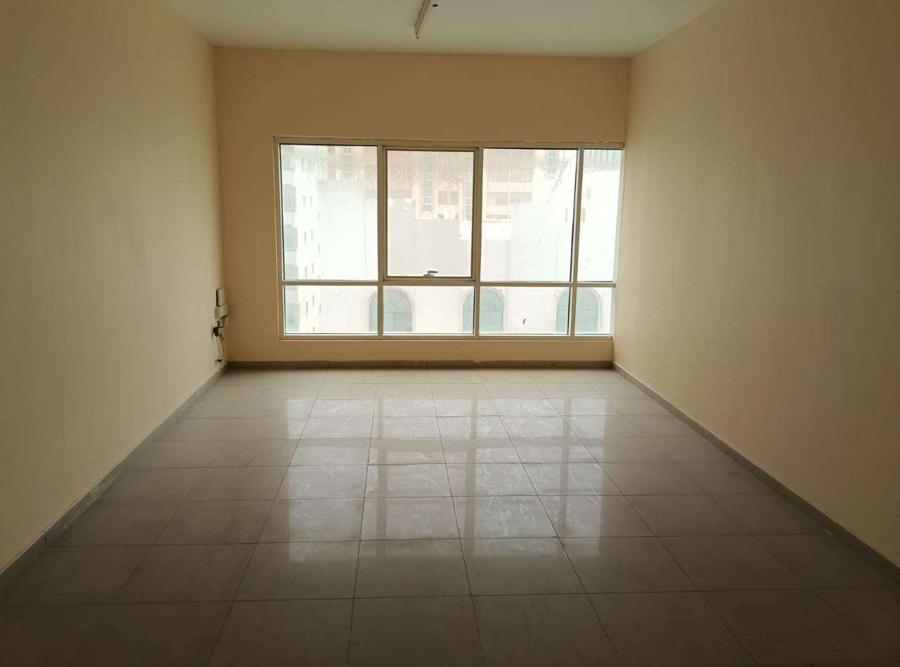 3 BR  Apartment For Rent in Al Mahatah
