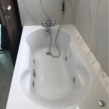Attached Bathroom in 4 BHK Apartment at Tata Primanti-Tower Residences, Sector 72 – for Rent