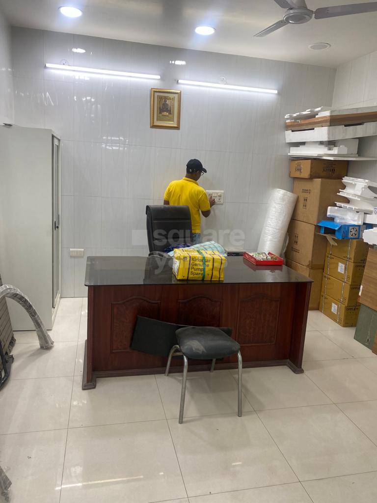 Resale 1 Bedroom 738 Sq.Ft. Independent House in Laxmi Nagar Delhi 4072728