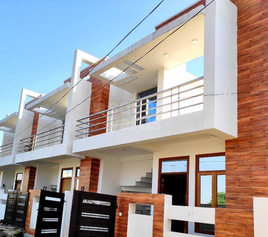 Resale 3 Bedroom 1500 Sq.Ft. Independent House in Krishna Nagar Lucknow