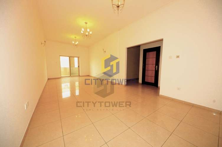 3 BR 2000 Sq.Ft. Apartment in Jumeirah 1