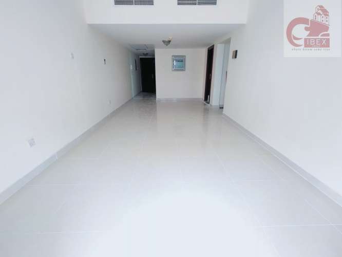 1 BR 900 Sq.Ft. Apartment in Al Muraqqabat