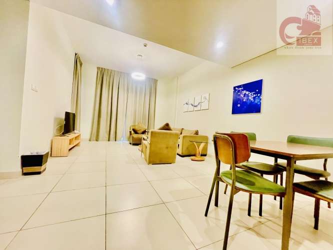 1 BR 900 Sq.Ft. Apartment in Sheikh Zayed Road