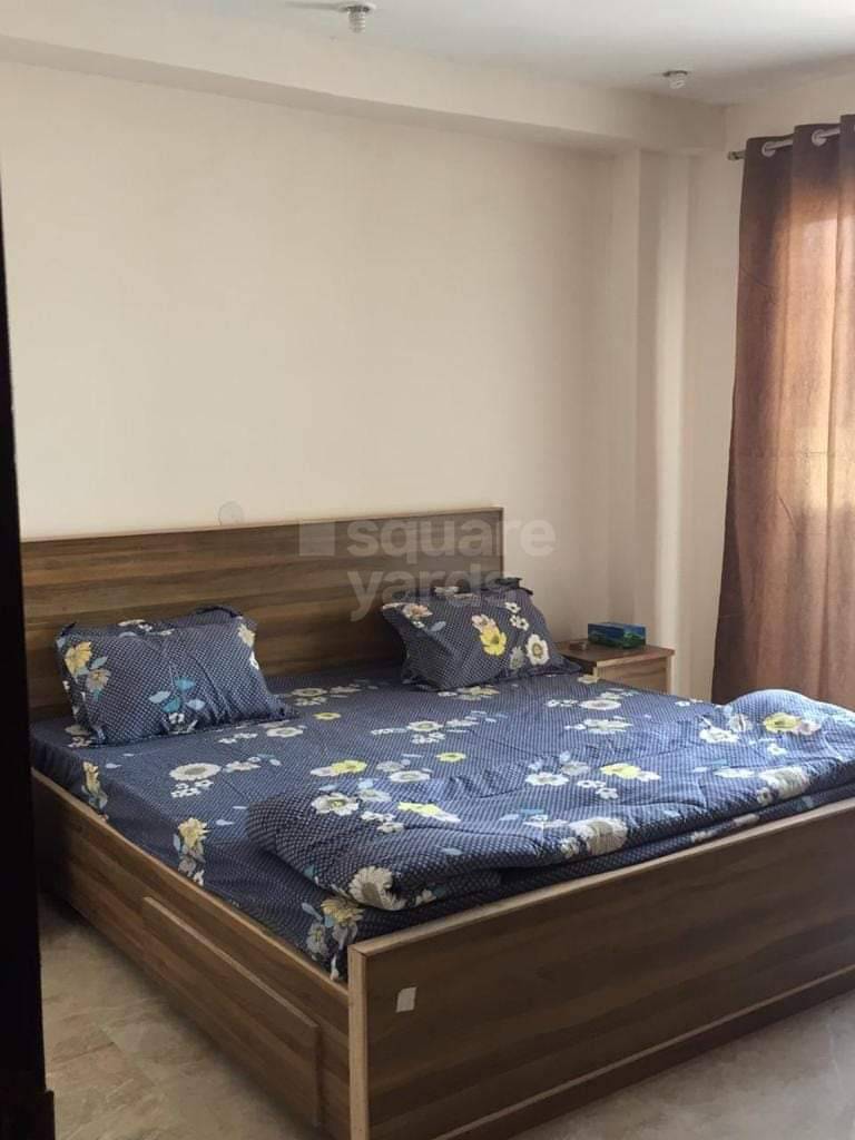 Rental 3 Bedroom 1769 Sq.Ft. Apartment in Prem Milan CGHS, Sector 18