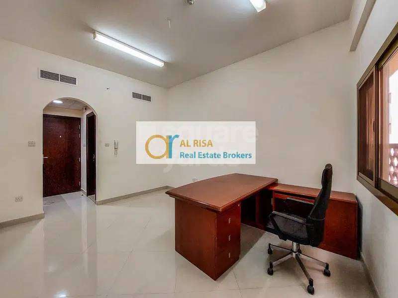  Office Space For Rent in deira commercial building