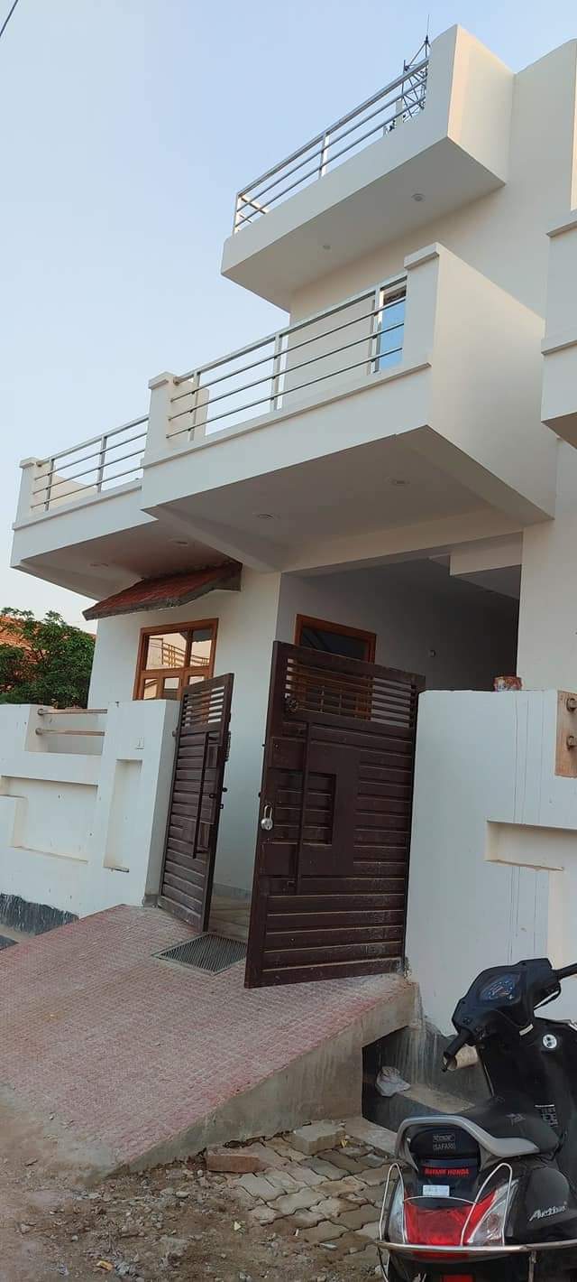 Resale 3 Bedroom 1587 Sq.Ft. Independent House in Gomti Nagar Lucknow 5629263