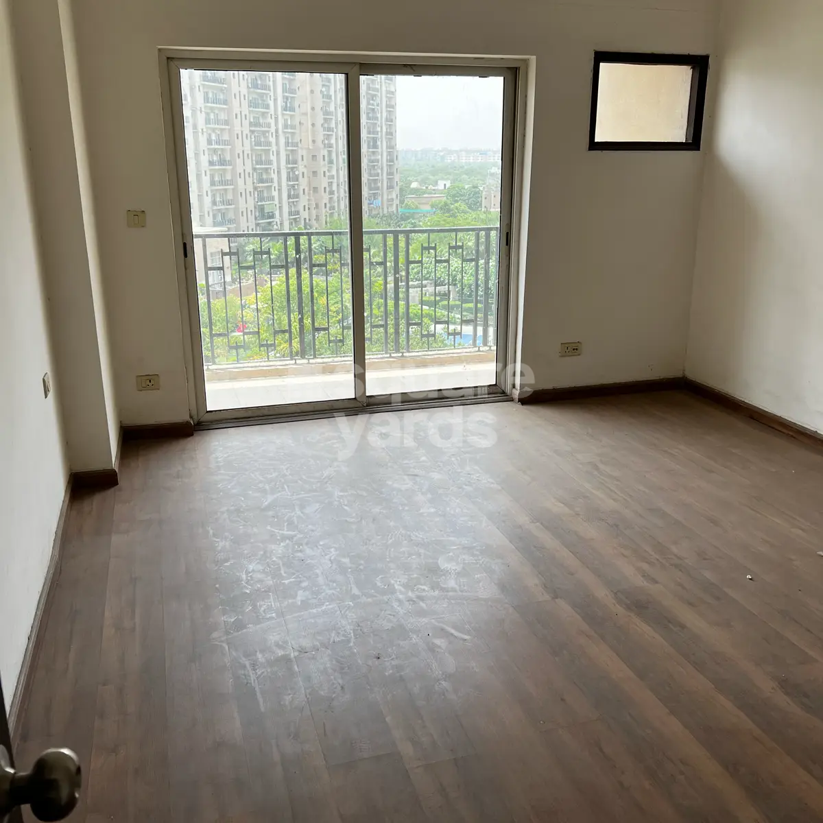 Resale 3 Bedroom 1600 Sq.Ft. Apartment in Ats Paradiso, Gn Sector Chi