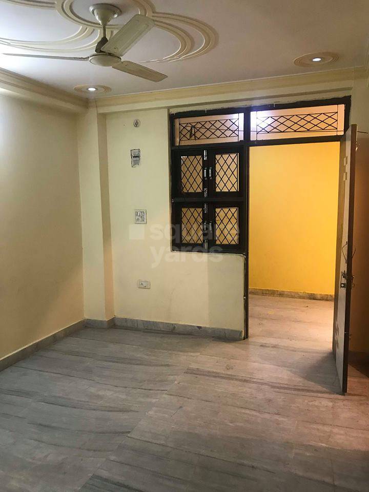 Rental 1 Bedroom 600 Sq.Ft. Apartment in Paryavaran Complex, Saket
