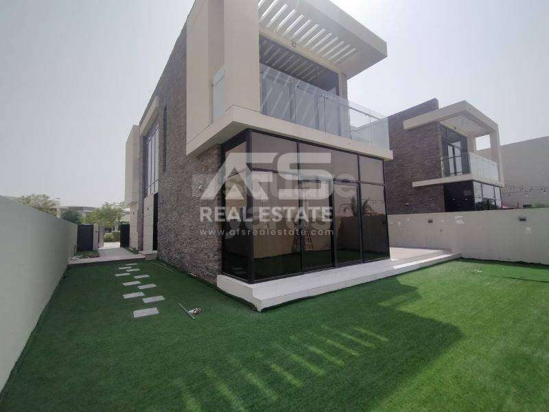 5 BR 3339 Sq.Ft. Villa in Picadilly Green