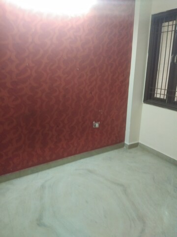 1 BHK Builder Floor For Rent in Rohini Sector 3