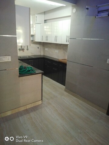 Kitchen in 3 BHK Builder Floor at Rohini Sector 7 – for Rent