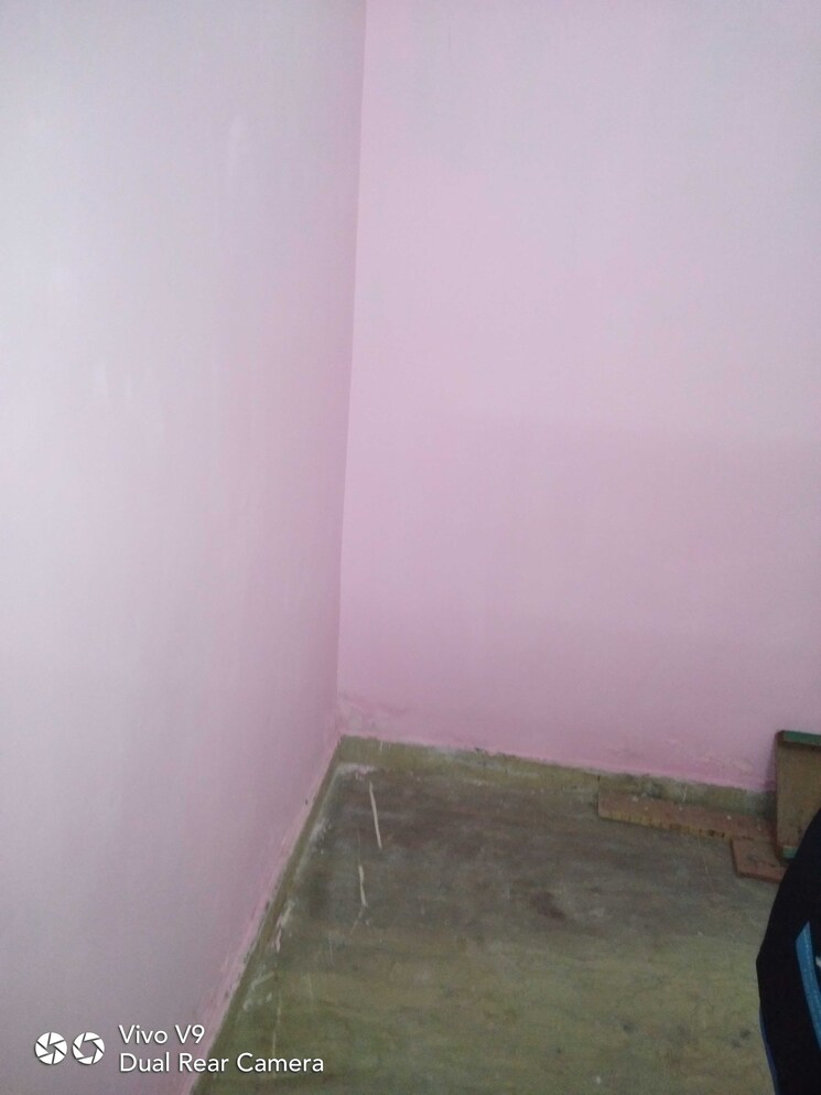 Living Room, rohini sector 6 1 Bedroom 32 Sq.Mt. Builder Floor In Rohini Sector 6 Delhi 4370048