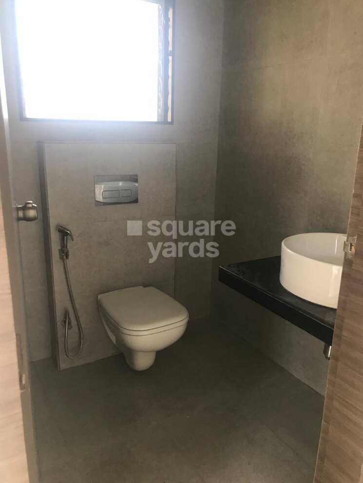 Bathroom, goel-ganga-platino 2.5 Bedroom 1500 Sq.Ft. Apartment In Kharadi Pune 4381090