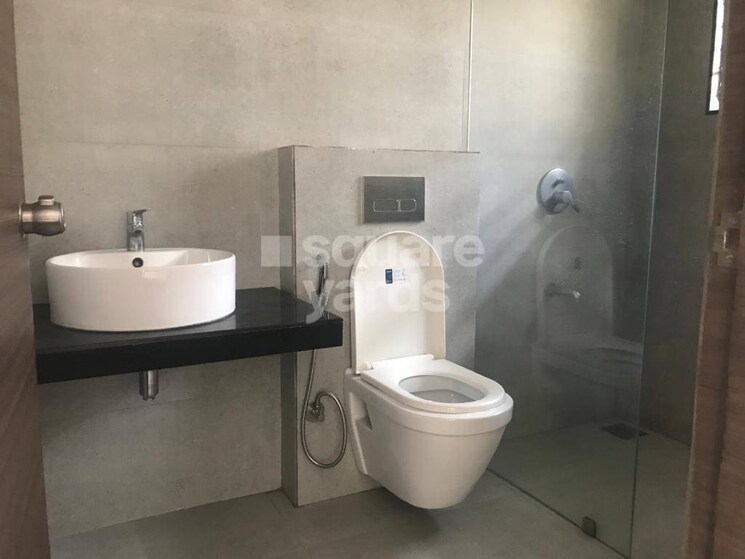Bathroom, goel-ganga-platino 2.5 Bedroom 1500 Sq.Ft. Apartment In Kharadi Pune 4381090