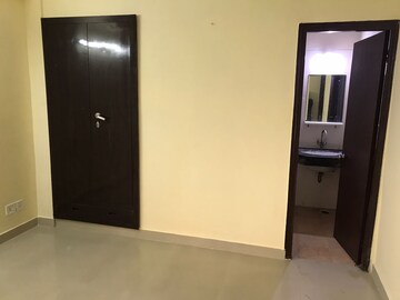 Room in 2 BHK Apartment at Today Ridge Residency, Sector 135 – for Rent
