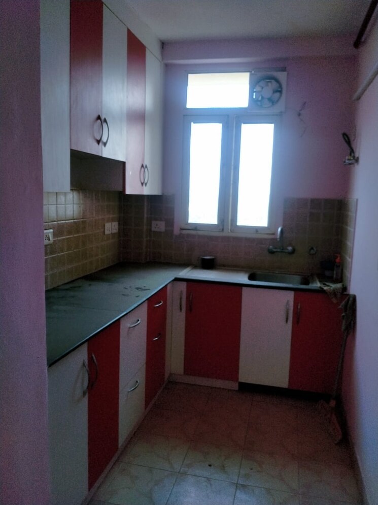 Kitchen, today-ridge-residency 3 Bedroom 865 Sq.Ft. Apartment In Sector 135 Noida 4382556