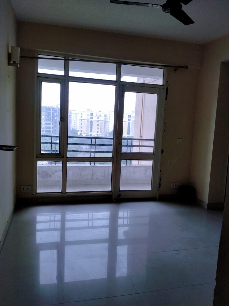 Room, today-ridge-residency 3 Bedroom 865 Sq.Ft. Apartment In Sector 135 Noida 4382556