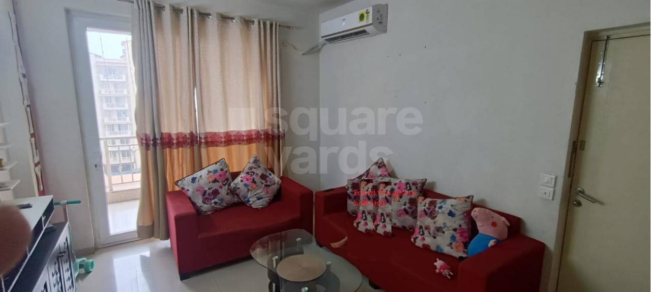 Rental 4 Bedroom 1950 Sq.Ft. Apartment in Emaar Palm Hills, Sector 77 Gurgaon 4729480