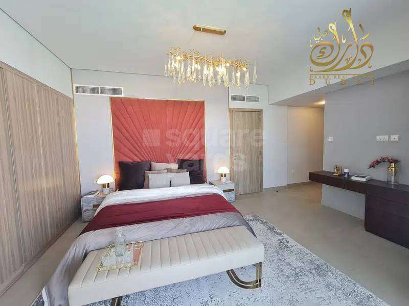 5 BR  Villa For Sale in Sharjah Waterfront City