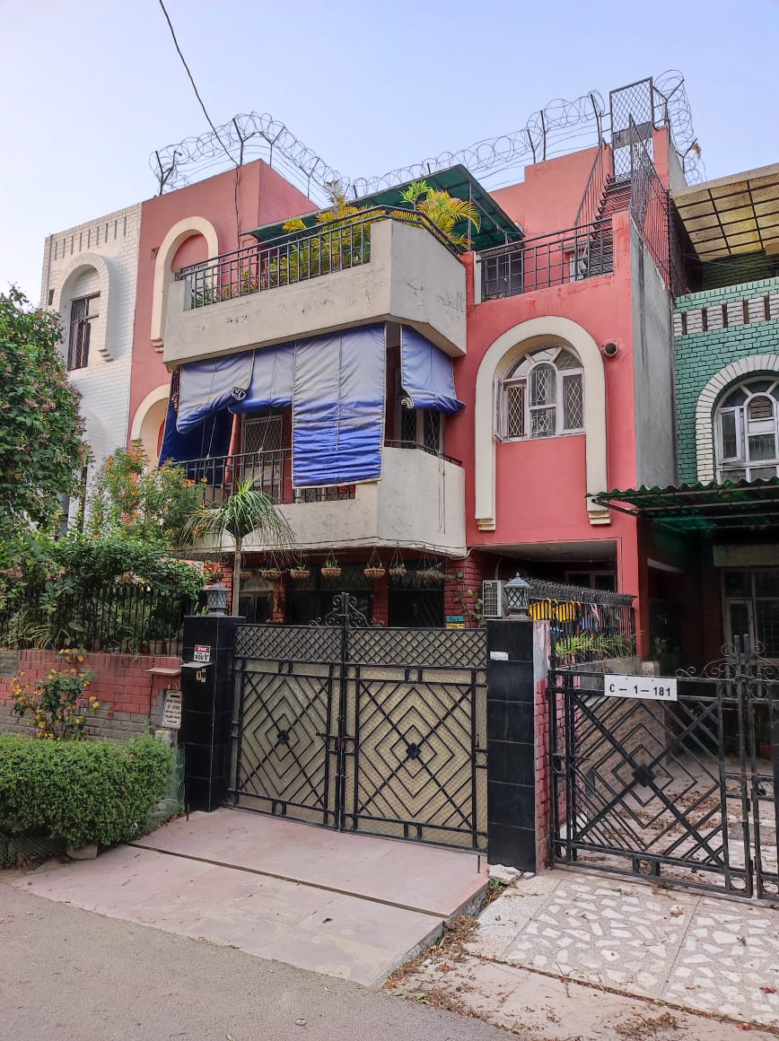 Resale 6+ Bedroom 10000 Sq.Ft. Villa in Palam Vihar Gurgaon 4933263