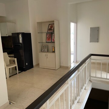 Room in 3 BHK Apartment at BPTP Astaire Gardens, Sector 70a – for Rent
