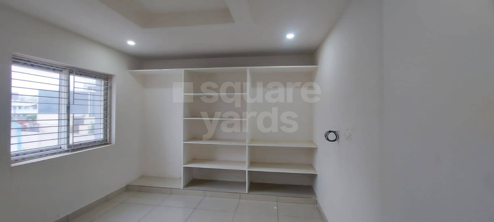 Resale 3 Bedroom 1535 Sq.Ft. Apartment in Vijayawada One Town