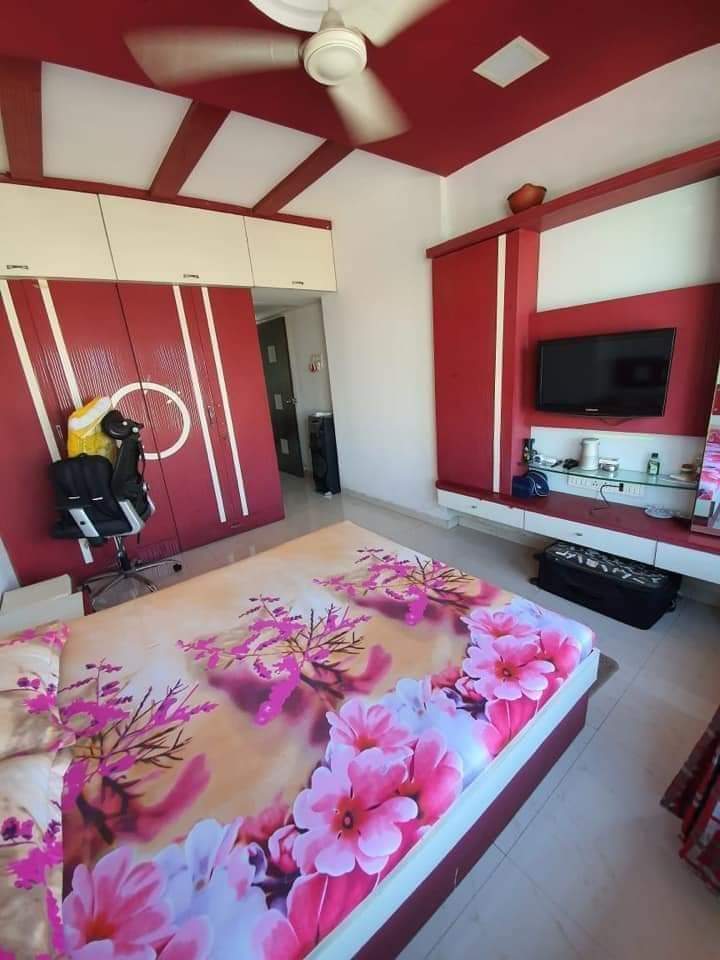 Resale 3 Bedroom 1550 Sq.Ft. Apartment in Sky Spring Valley, Magarpatta