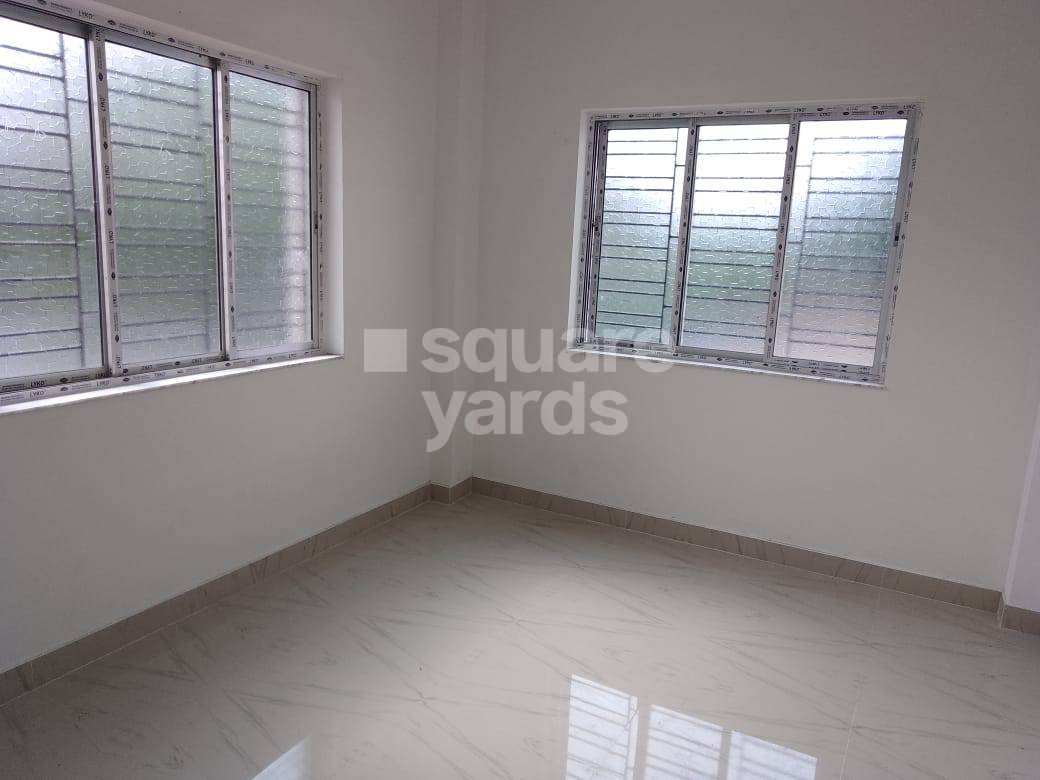 2 BHK + Extra Room Apartment For Rent in Beliaghata