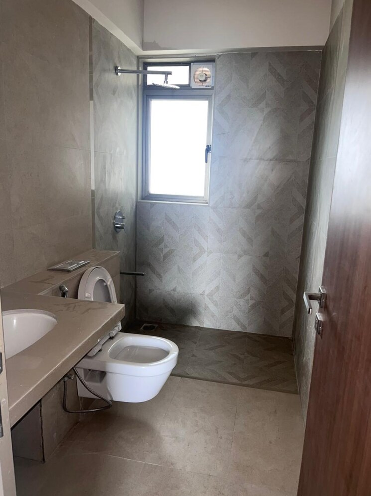 Attached Bathroom, bhimjyani-verraton 3 Bedroom 1276 Sq.Ft. Apartment In Manpada Thane 4428557