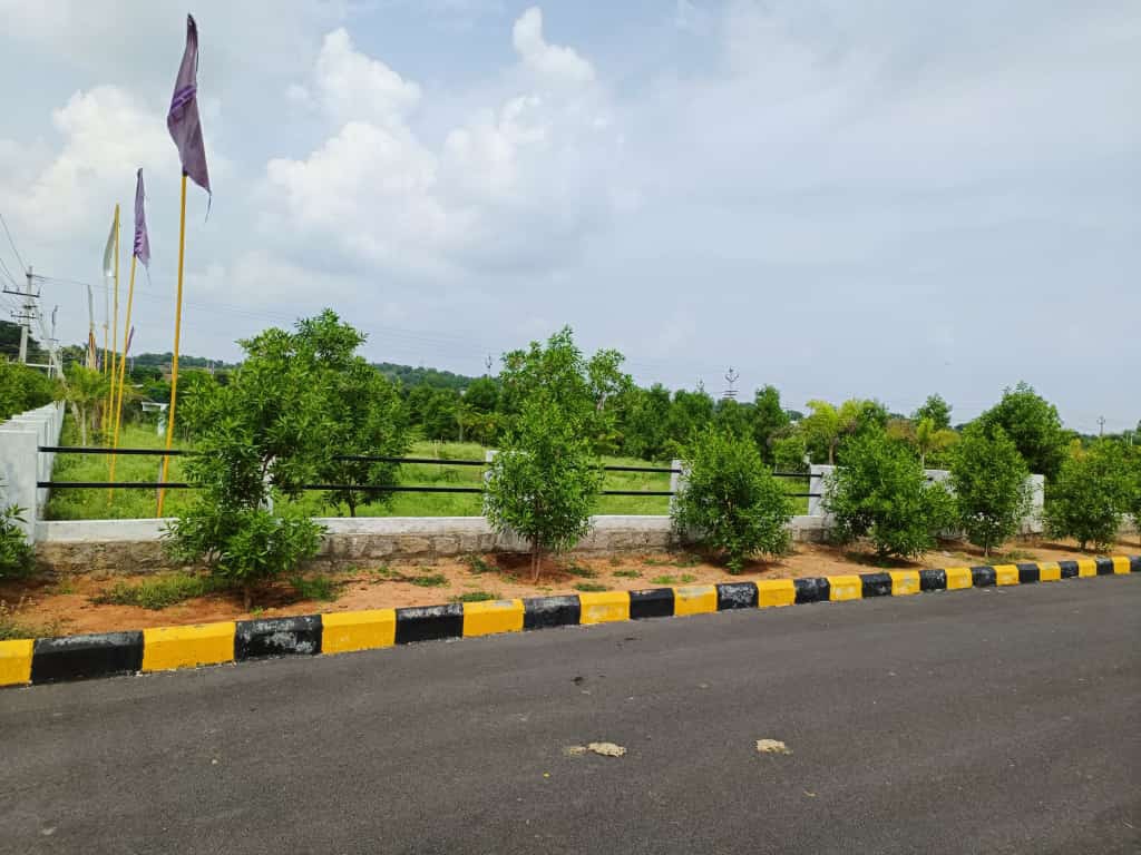 Resale 300 Sq.Yd. Plot in MAK Banyan Tree Retreat, Maheshwaram ...