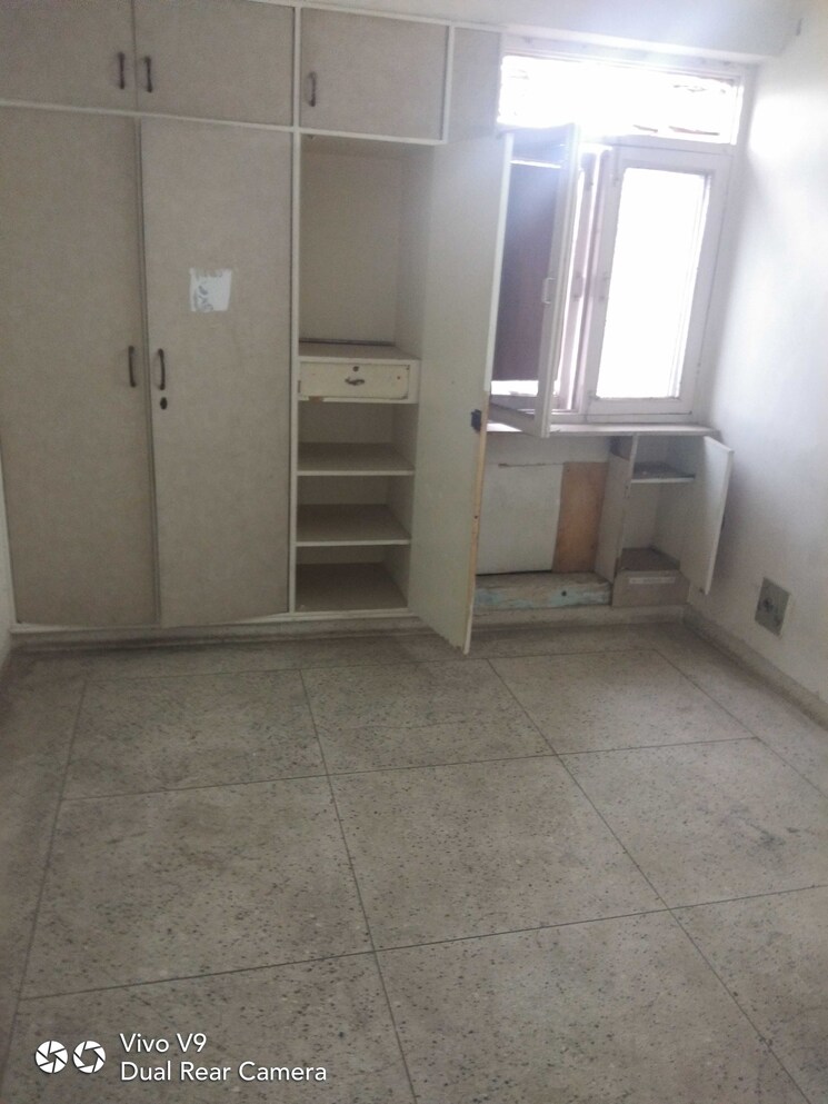Bedroom, rohini sector 9 3 Bedroom 1100 Sq.Ft. Builder Floor In Rohini Sector 9 Delhi 4447499