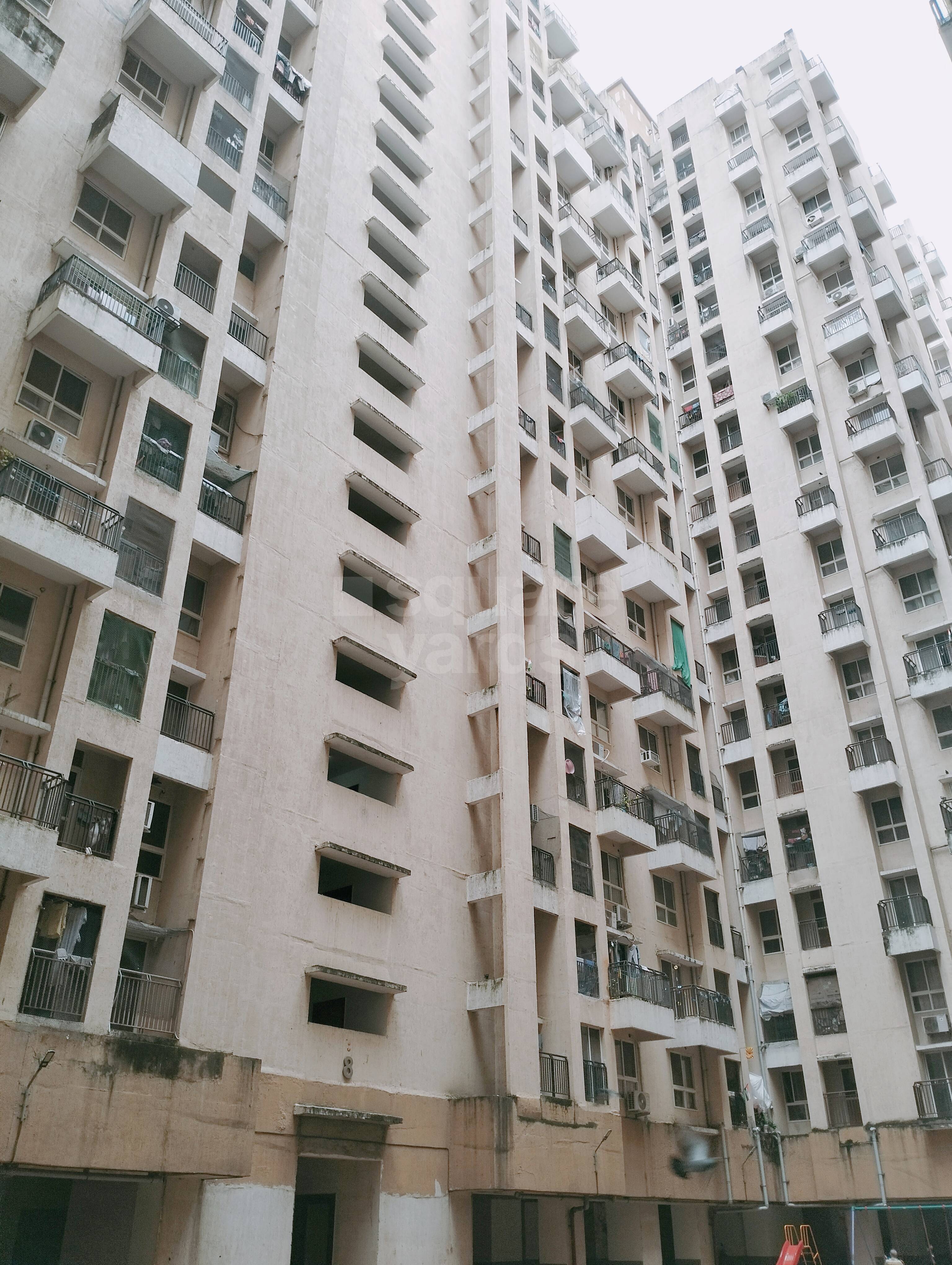 Rental 2 Bedroom 798 Sq.Ft. Apartment in N Rose Northern Heights