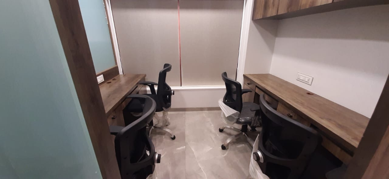 Rental Commercial Office Space 1050 Sq.Ft. in Shelton Sapphire, Cbd