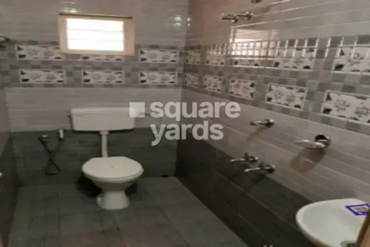 Bathroom, beliaghata 1 Bedroom 401 Sq.Ft. Apartment In Beliaghata Kolkata 4472757