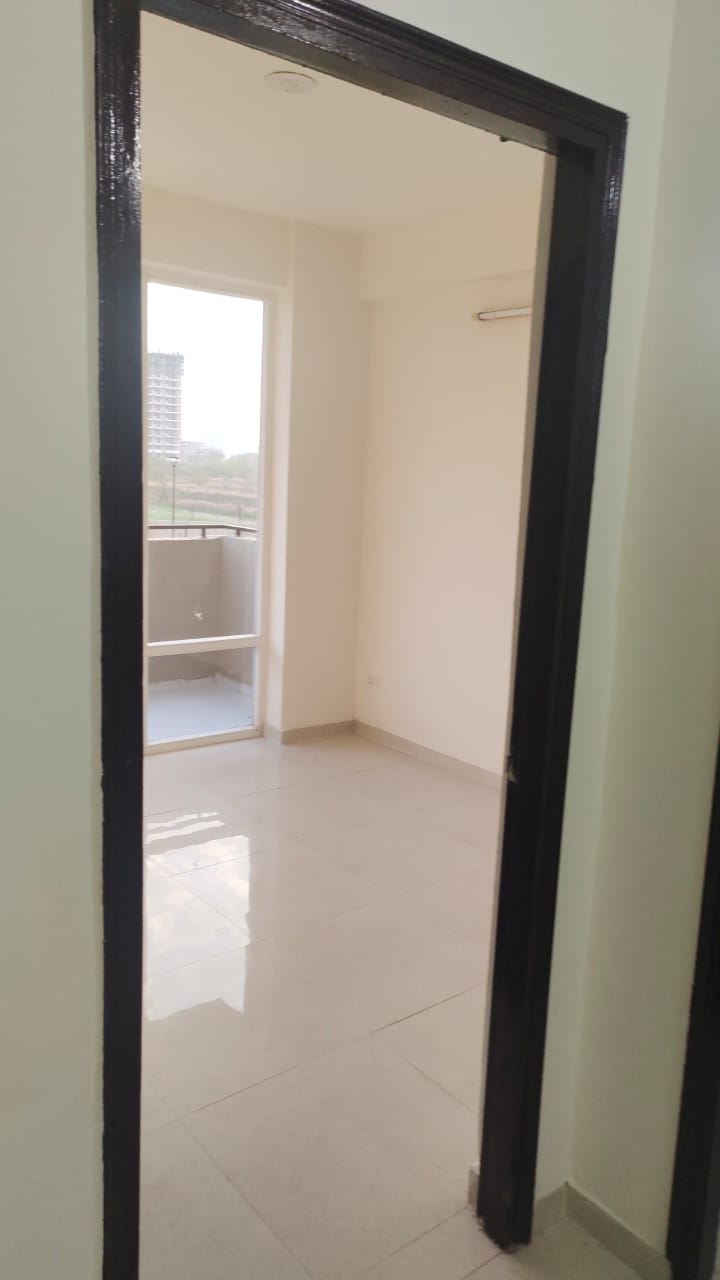 Rental 1 Bedroom 366 Sq.Ft. Apartment in Signature Global Grand Iva, Sector 103 Gurgaon 4702396