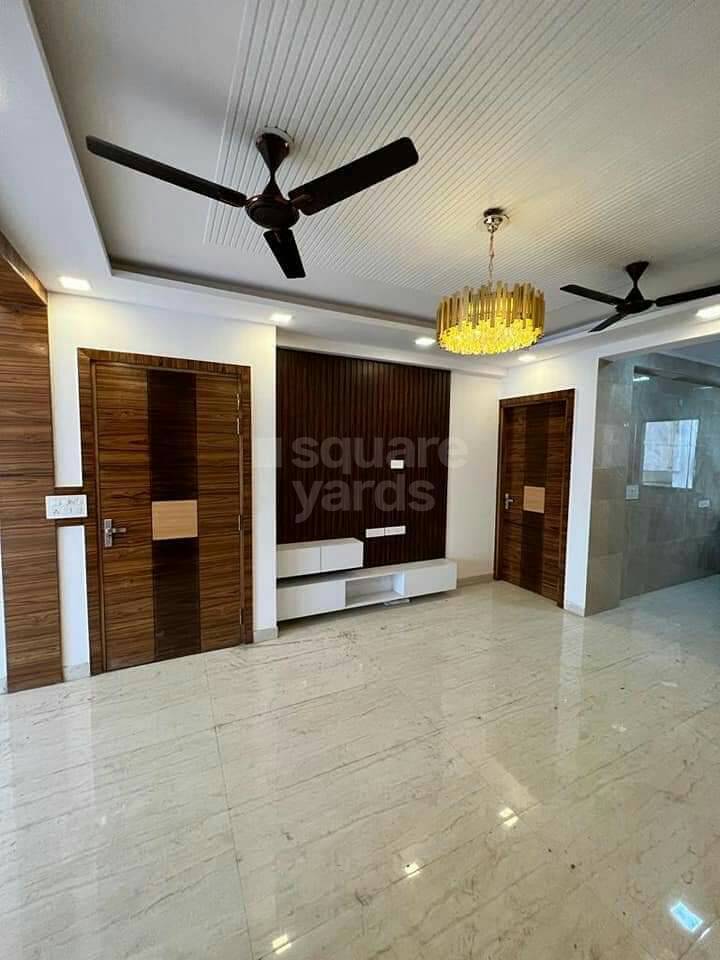 Resale 520 Sq.Yd. Plot in Palam Vihar Gurgaon 5511888